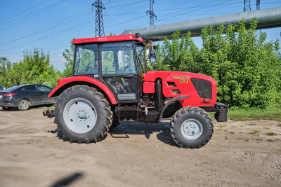 Трактор Беларус-921.3